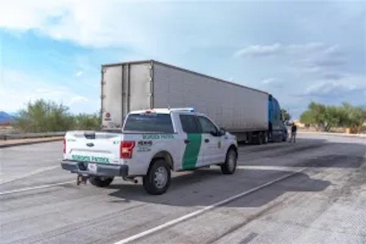 CBP reports 95 illegal CDL holders arrested in targeted operation in Arizona