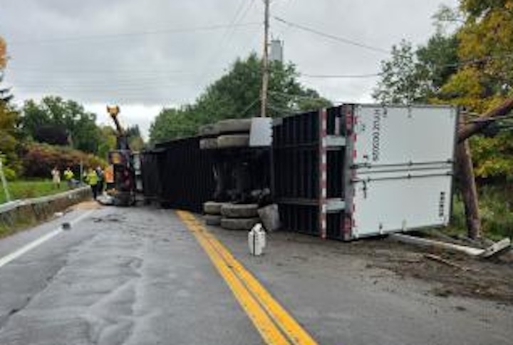 2 rollover crashes involving semi-trucks cause chaos on New York highways