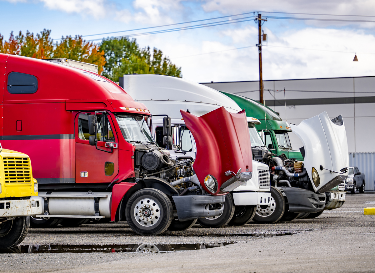 ACT: Used Class 8 truck retail sales decline again in September