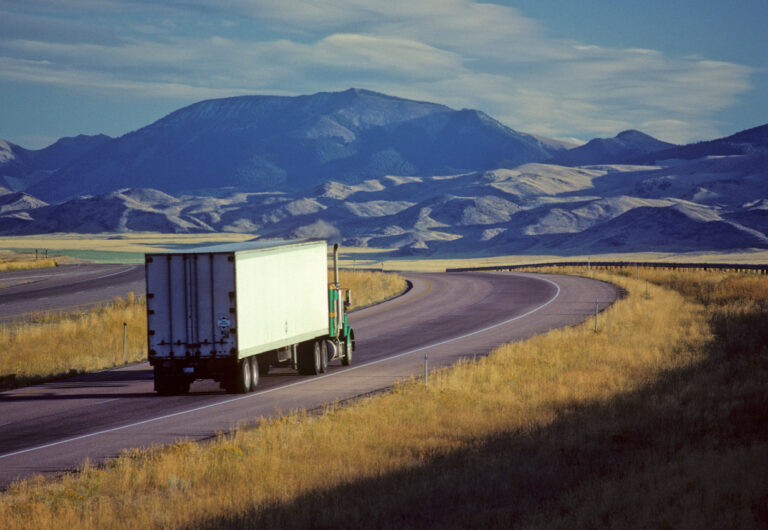 Truckstop, FTR: Spot rates remain seasonally sluggish in the latest week