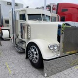 Zach Strayer’s 2023 Peterbilt won the Trucker’s Choice award at the 2023 Walcott Truckers Jamboree. (Courtesy: The Iowa 80 Group)