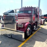 Duane Hostetler took home first place in the Working Truck: 2020-2014 Bobtail Conventional category with “Foxy Roxy,” a 2015 Peterbilt 389. (Linda Garner-Bunch/The Trucker)