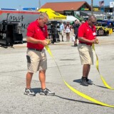 Strap-winding (Linda Garner-Bunch/The Trucker)
